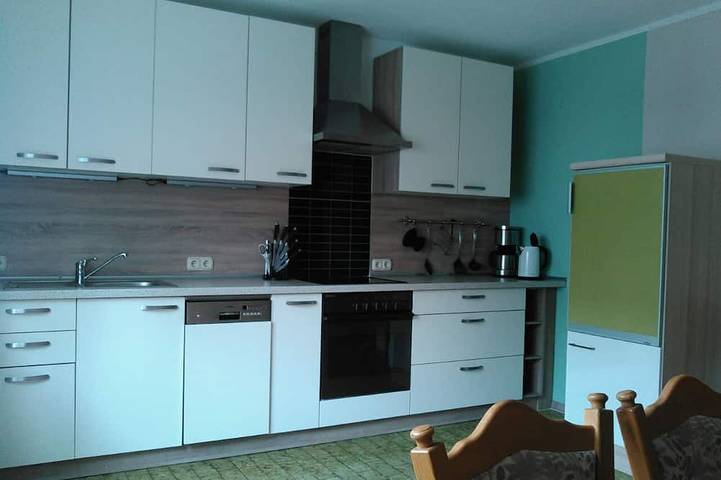 Ferienwohnung für 8 Personen, mit Balkon und Garten