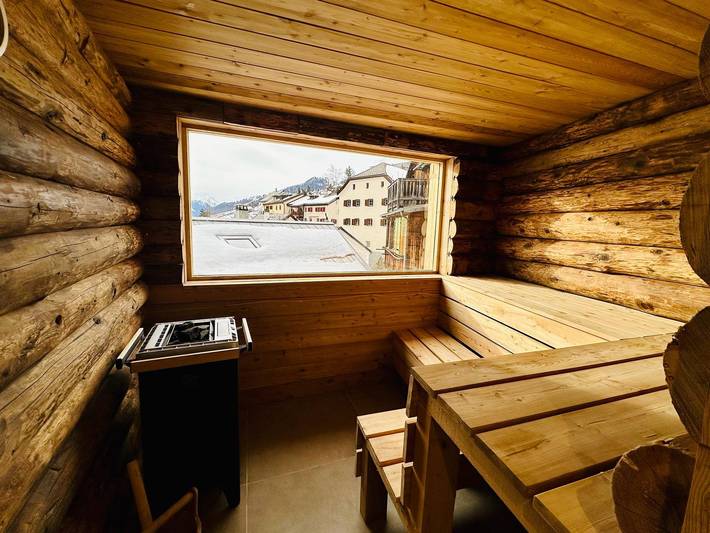 Ferienwohnung für 12 Personen, mit Sauna und Balkon sowie Garten in Graubünden - 2