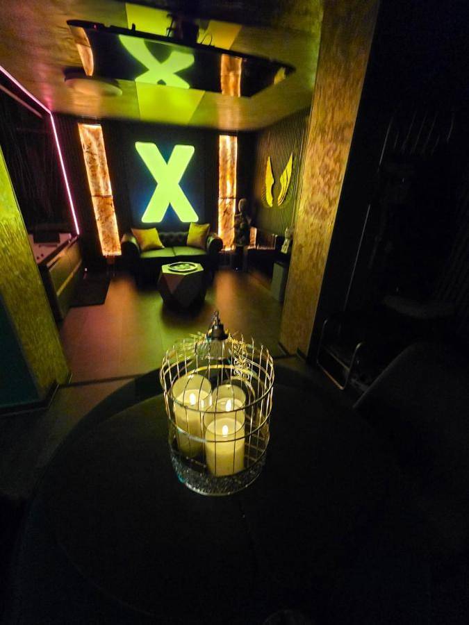 Location de vacances pour 2 personnes, avec jardin ainsi que terrasse et jacuzzi à Saint-Amand-les-Eaux - 2