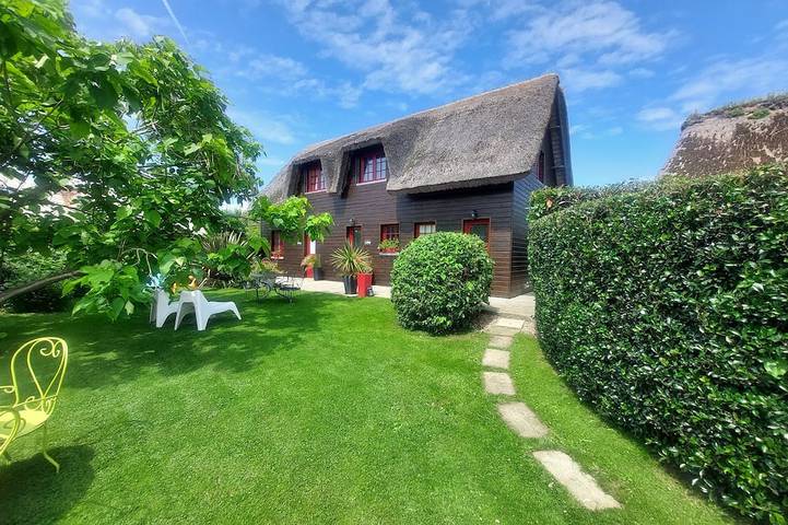 Maison de vacances pour 5 personnes, avec jardin et sauna ainsi que terrasse et piscine à Fatouville-Grestain