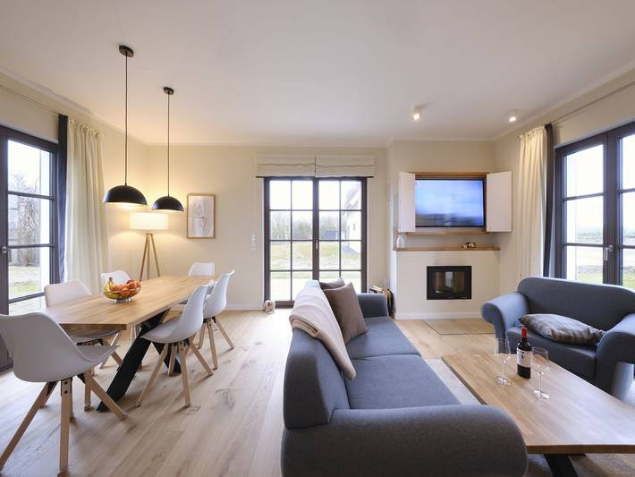 Ferienhaus für 6 Personen, mit Terrasse und Garten sowie Kinderpool und Sauna