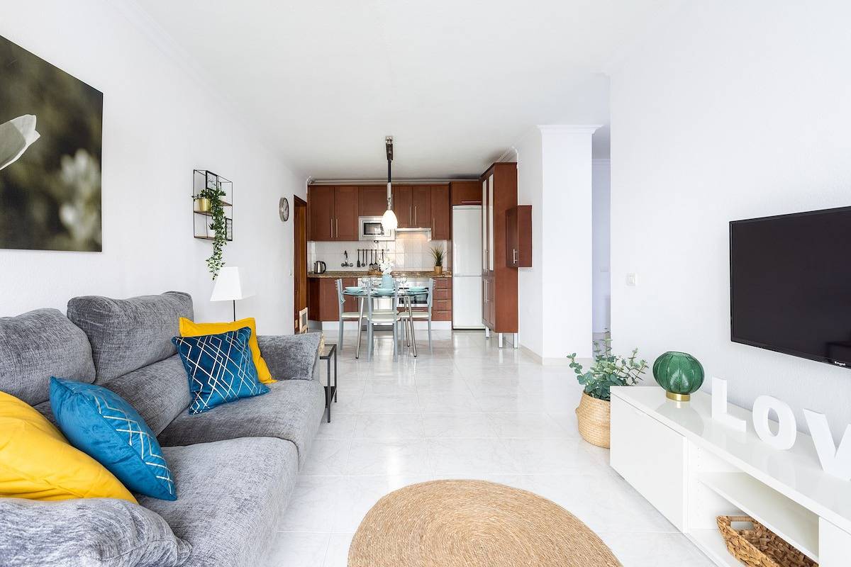 Apartamento entero, Home2Book Bright Center Santa Cruz, Wifi in Cuatro Torres, Santa Cruz de Tenerife