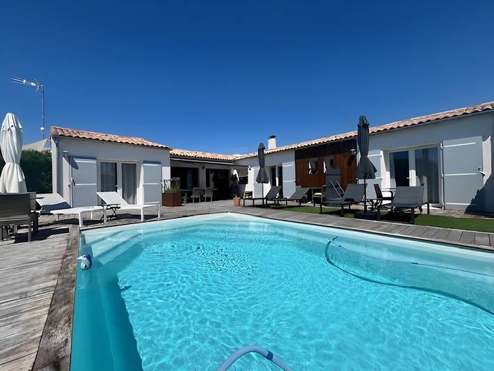 Chambre d’hôte pour 2 personnes, avec piscine et jardin sur l' Île de Ré - 4