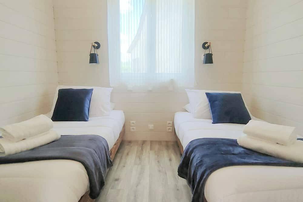 Chalet Charmant à Louer pour 4-6 Personnes dans le Morvan – Rouvray 21 in Région de Montbard