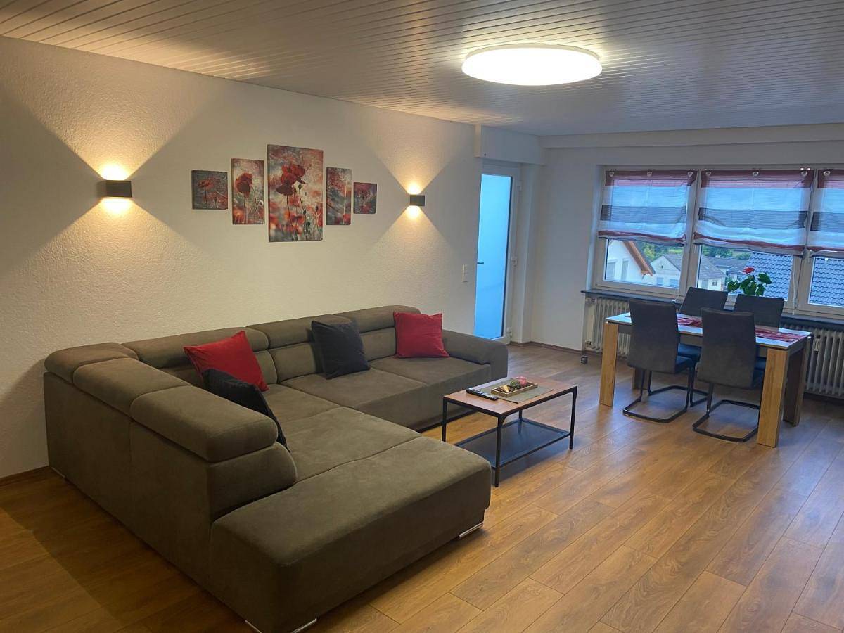 Ganze Wohnung, Ferienwohnung Nuß in Annweiler, Südliche Weinstraße