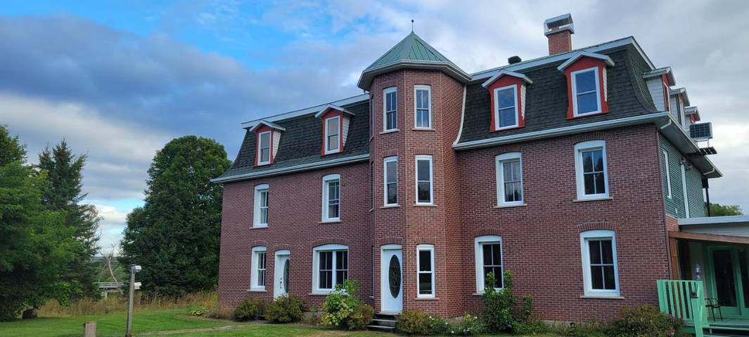 Apartamento de vacaciones para 8 personas, con jardín y vistas además de balcón y piscina - 1