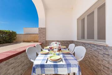 Ferienwohnung für 8 Personen in Torre Lapillo, Golf von Tarent, Bild 2