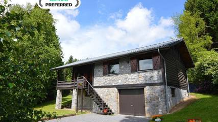 Location de vacances pour 6 personnes, avec terrasse et jardin à Gedinne