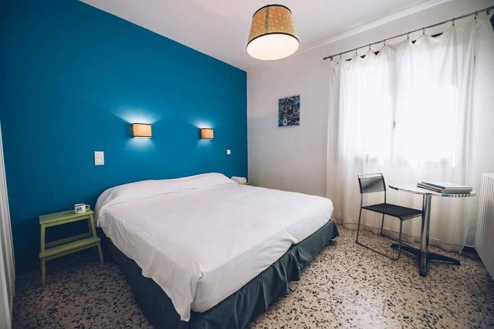 Hôtel pour 2 personnes, avec terrasse, animaux acceptés
