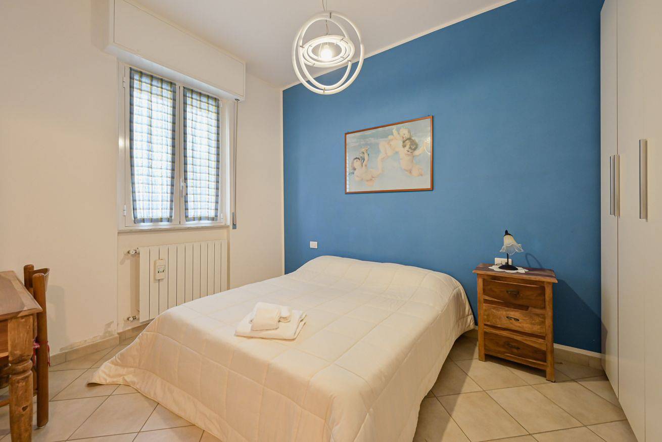 Appartamento intero, GuestHost - Flora's Home - Cozy Flat with Parking! in Luni Mare, Luni