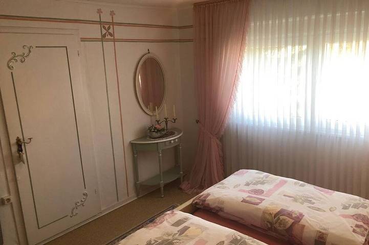 Gîte pour 4 personnes, avec jardin dans Selters - 3