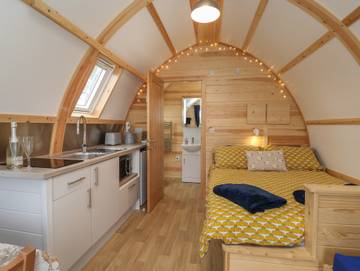 Hut for 4 People in East Riding of Yorkshire, Yorkshire, Photo 2