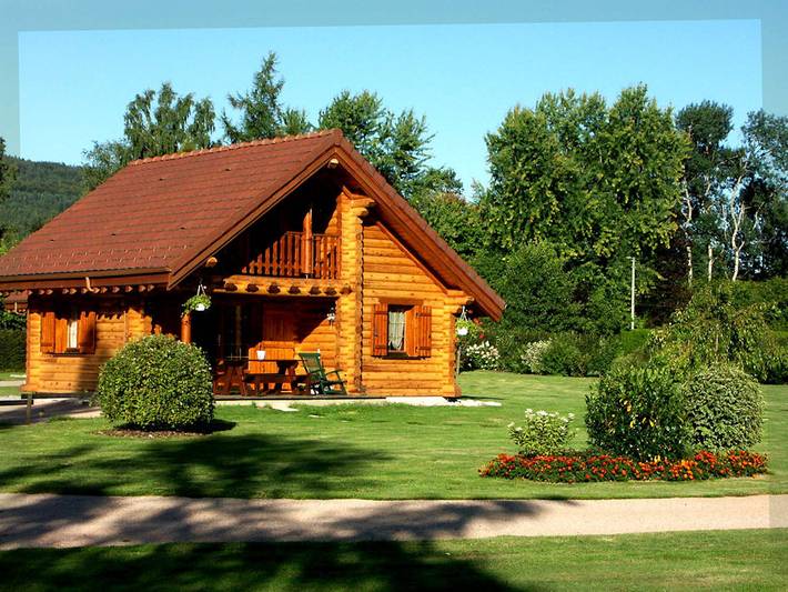 Gîte pour 4 personnes, avec Balcon et Jacuzzi ainsi que Terrasse et Jardin dans Lorraine