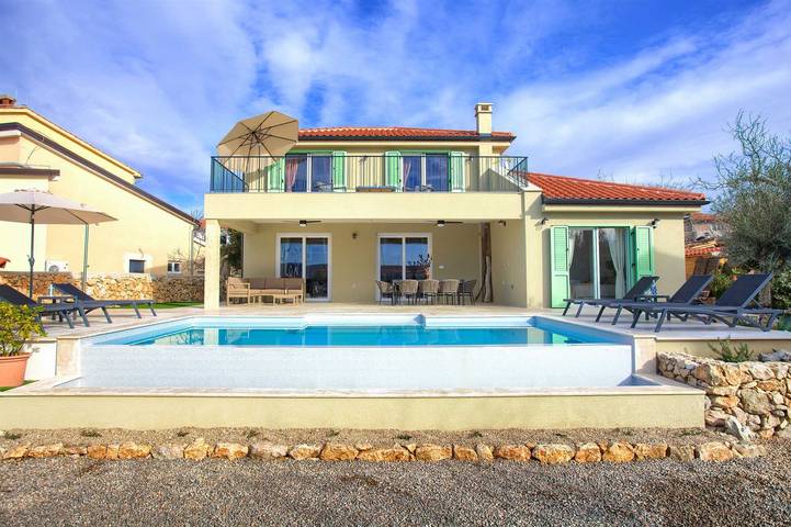 Villa pour 8 personnes, avec terrasse et piscine à Klimno - 2