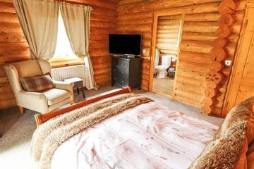 Log Cabin for 8 People in Tattershall, Lincolnshire, Photo 3
