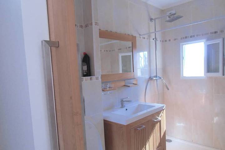 Location de vacances pour 4 personnes, avec terrasse et jardin à Gattières - 2