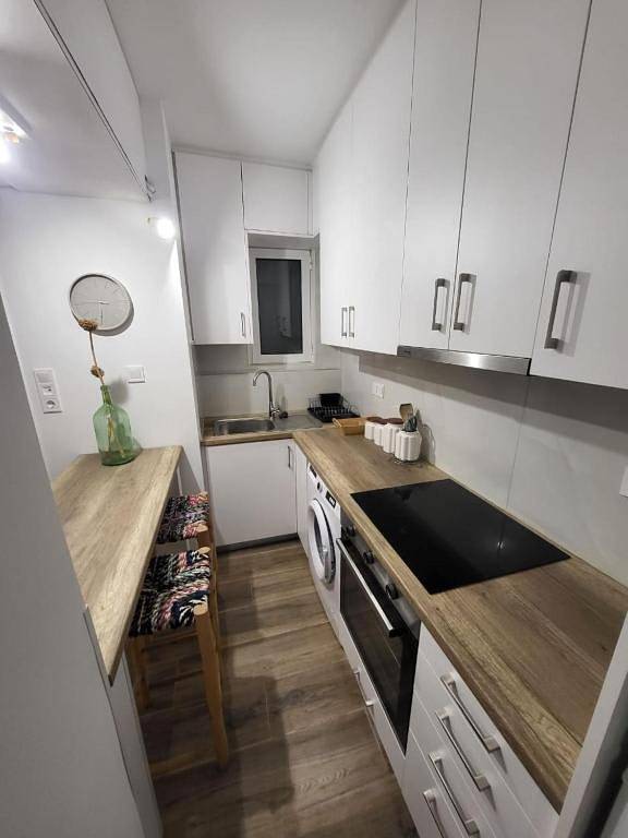 Appartamento intero, Appartamento vacanze per 4 persone in Sezione centrale di Atene, Atene