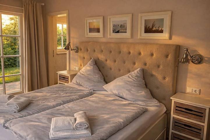 Ganze Wohnung, Hochwertige Ferienwohnung mit viel Platz und großer Terrasse in St. Peter-Bad, St. Peter-Ording