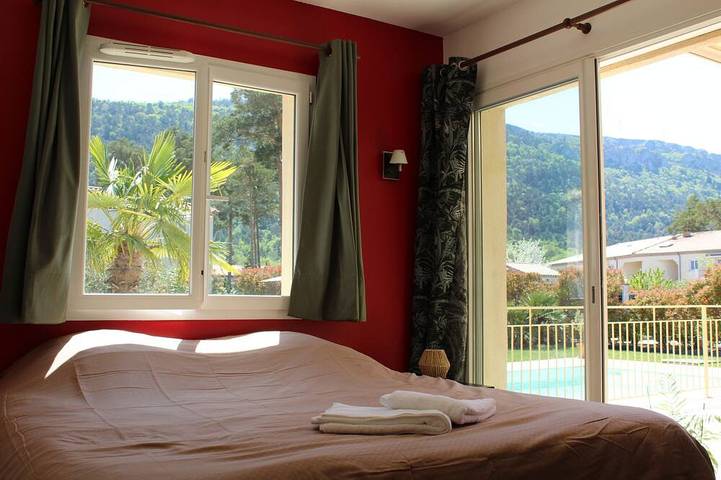 Location de vacances pour 10 personnes, avec piscine à Plan-d'Aups-Sainte-Baume - 3