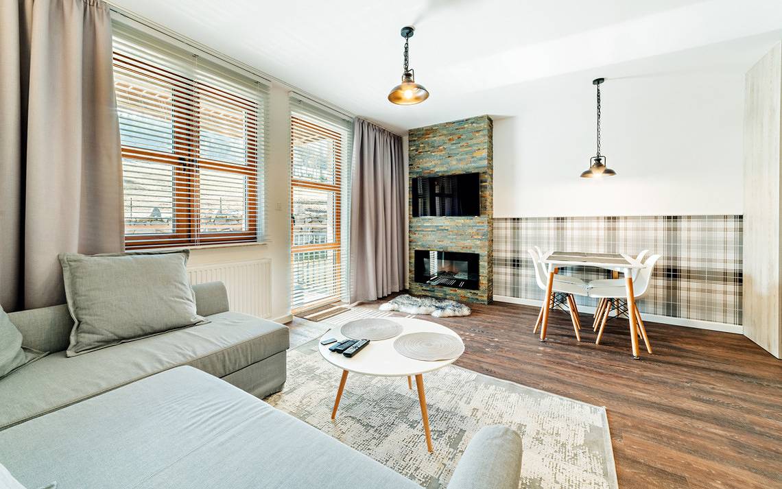 Cały apartament wypoczynkowy, Apartament wakacyjny dla 4 osób z balkon in Karpacz, Sudety (Polska)