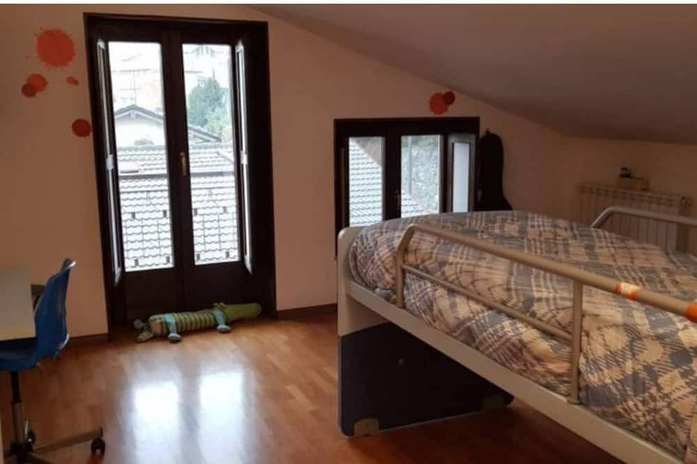 Appartement entier, 2 Bedroom Apartment in Saint Christophe (Aosta) in Saint-Christophe, Alpes valaisannes