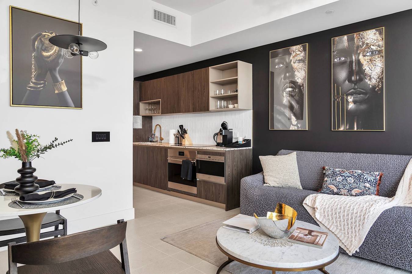 Entire apartment, Penthouse 1Br • Breathtaking City & Water Views in Miami, Florida