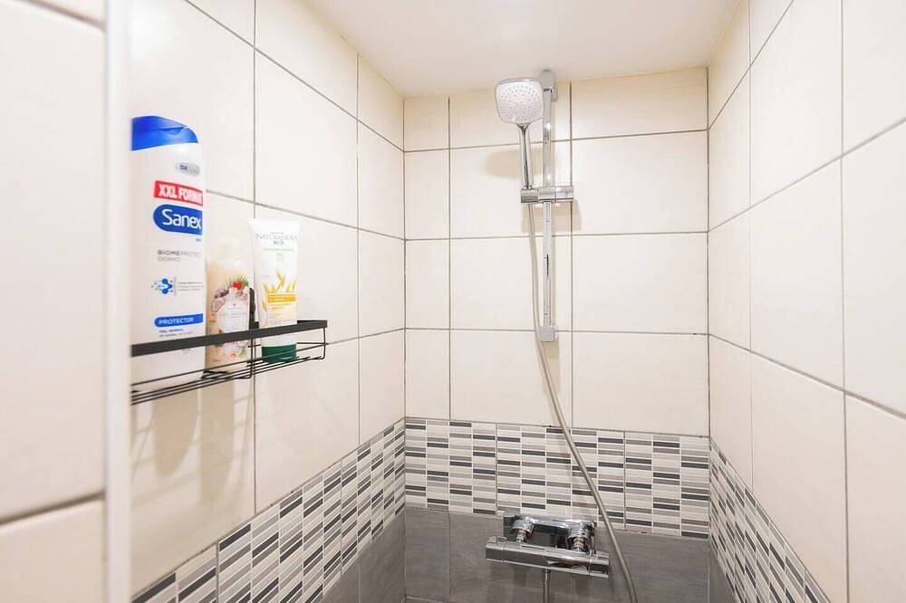 Appartement entier, Appartement cocooning proche mer in Carqueiranne, Côte méditerranéenne (France)