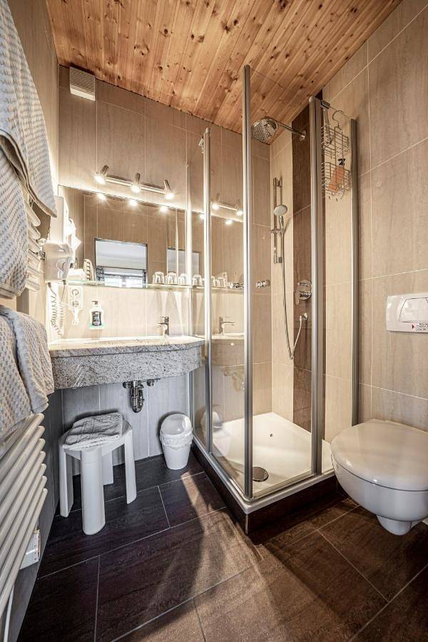 Ganze Wohnung, Two-Bedroom Apartment with Mountain View in Wegscheid (Lenggries), Lenggries