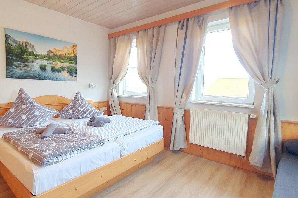 Ganze Wohnung, Appartement 5, 27 qm für max. 4 Personen in Bergen (Chiemgau), Chiemsee