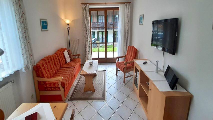 Ferienwohnung für 4 Personen, mit Terrasse und Garten sowie Sauna, mit Haustier in Bayrischzell