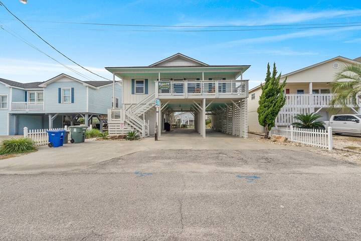 Vacation rental for 8 people, with yard and balcony in North Myrtle Beach