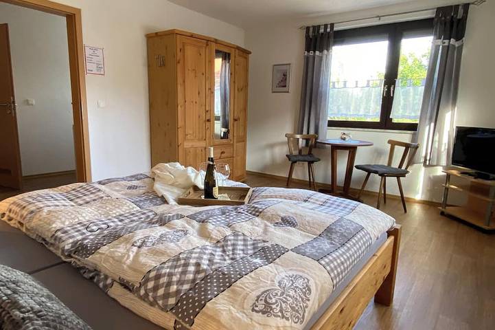 Appartement entier, Appartement de vacances cosy dans l'Odenwald - Adler-FeWo vous accueille chaleureusement in Neunkirchen (Bade-Wurtemberg), Neckar-Odenwald