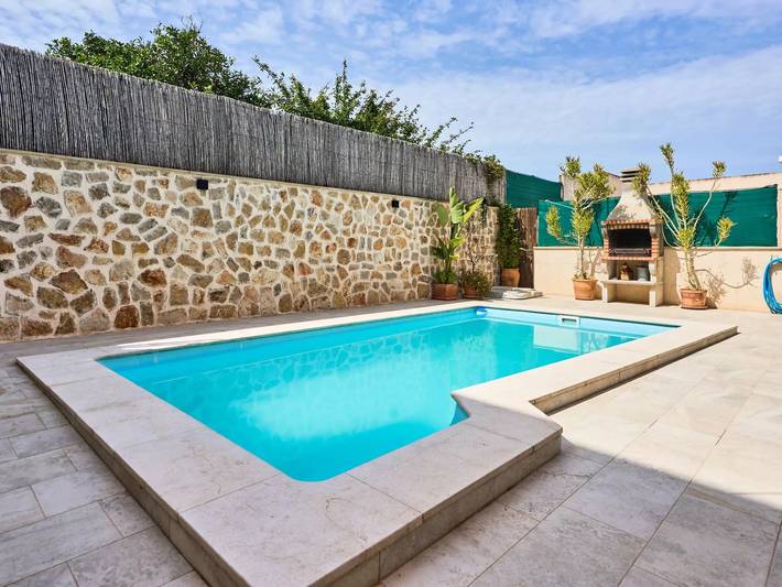 Villa für 6 Personen, mit Garten und Terrasse sowie Pool in Cas Concos - 4