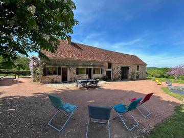 Maison de vacances pour 6 personnes, avec vue et jardin, animaux acceptés dans Saône-et-Loire