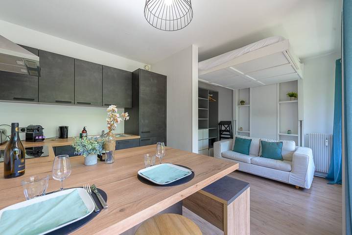 Ganze Wohnung, Ferienwohnung für 2 Personen mit Balkon in Annecy, Annecy (Gemeinde)