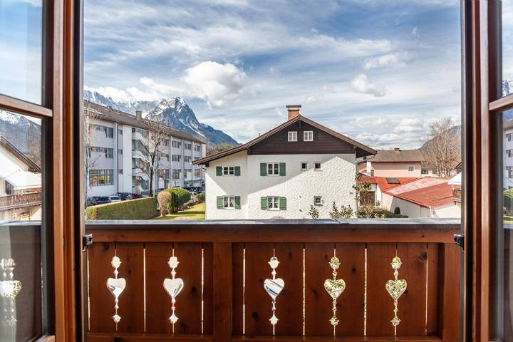 Appartement entier, Appartement de vacances pour 4 personnes avec balcon in Garmisch-Partenkirchen, Alpes bavaroises