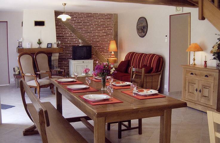 Gîte pour 6 personnes, avec Terrasse et Jardin à Saint-Martin-aux-Buneaux - 2