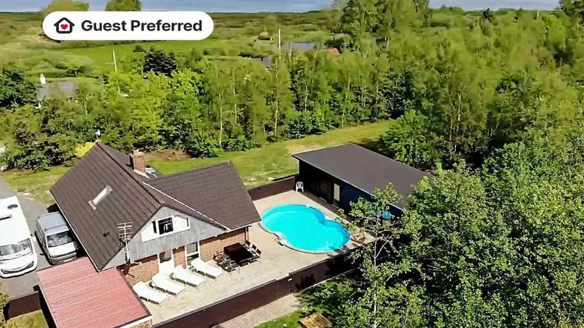 Ferienhaus für 10 Personen, mit Terrasse und Pool sowie Sauna und Whirlpool