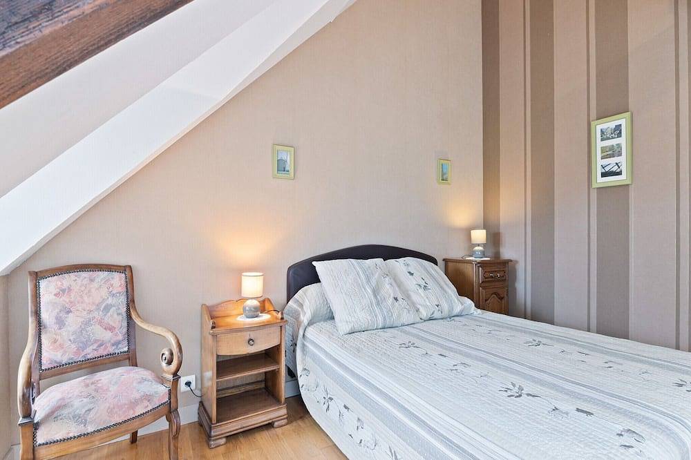 Encantadora casa de vacaciones ideal para niños in La Boussac, Región de Saint-Malo