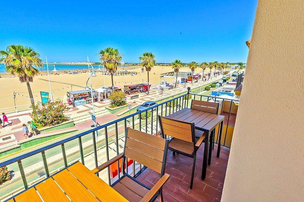 Apartamento entero, Probably the best first-line apartment at Valderagrana beach in Valdelagrana, El Puerto de Santa María