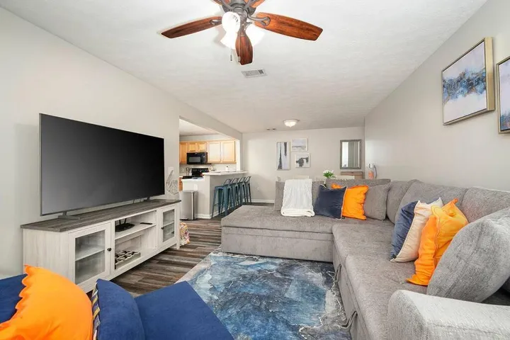Apartamento de vacaciones para 11 personas, con vistas y piscina, Se admiten mascotas - 1