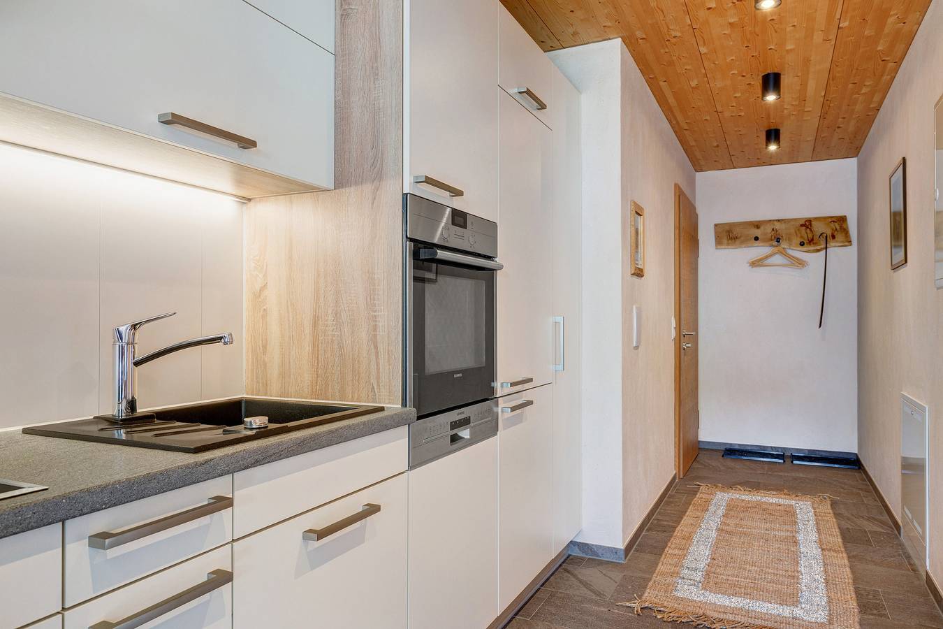 Ganze Wohnung, Apartment 'Toni' mit Bergblick, privater Terrasse und Wlan in Gaschurn, Gaschurn und Umgebung