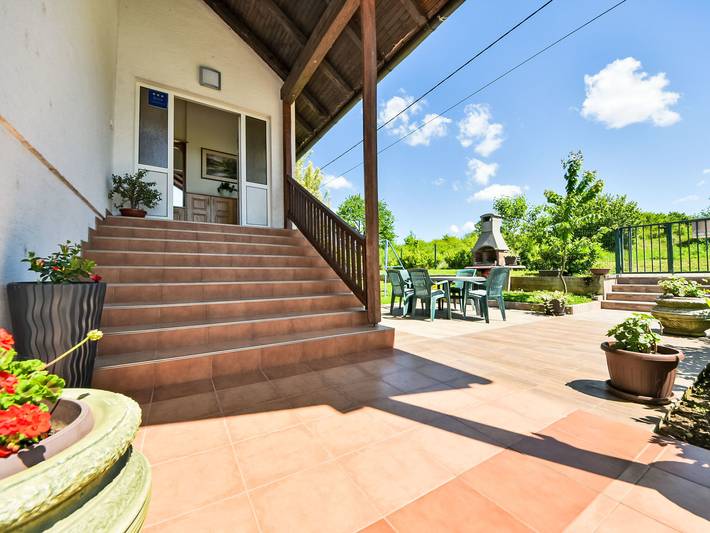 Ferienwohnung für 6 Personen, mit Balkon und Terrasse