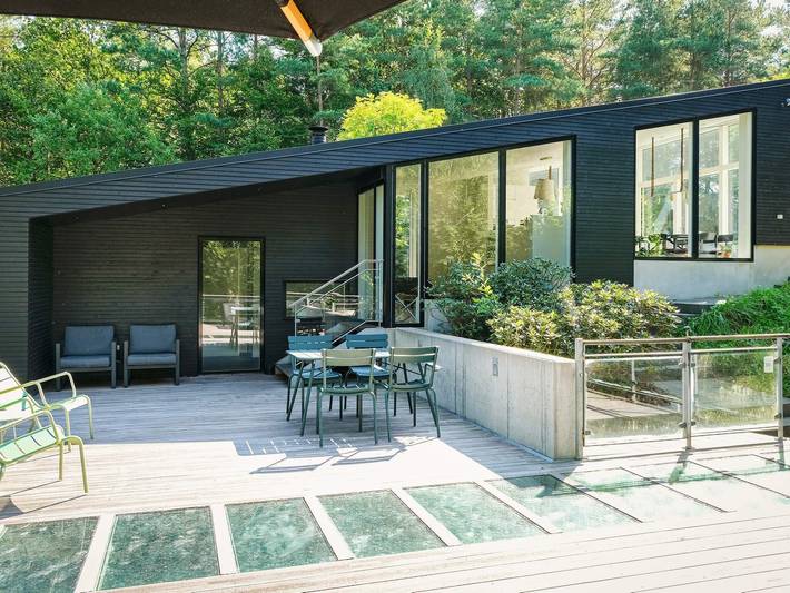 Ferieudlejning for 8 personer, med terrasse, børnevenlig i Ebeltoft