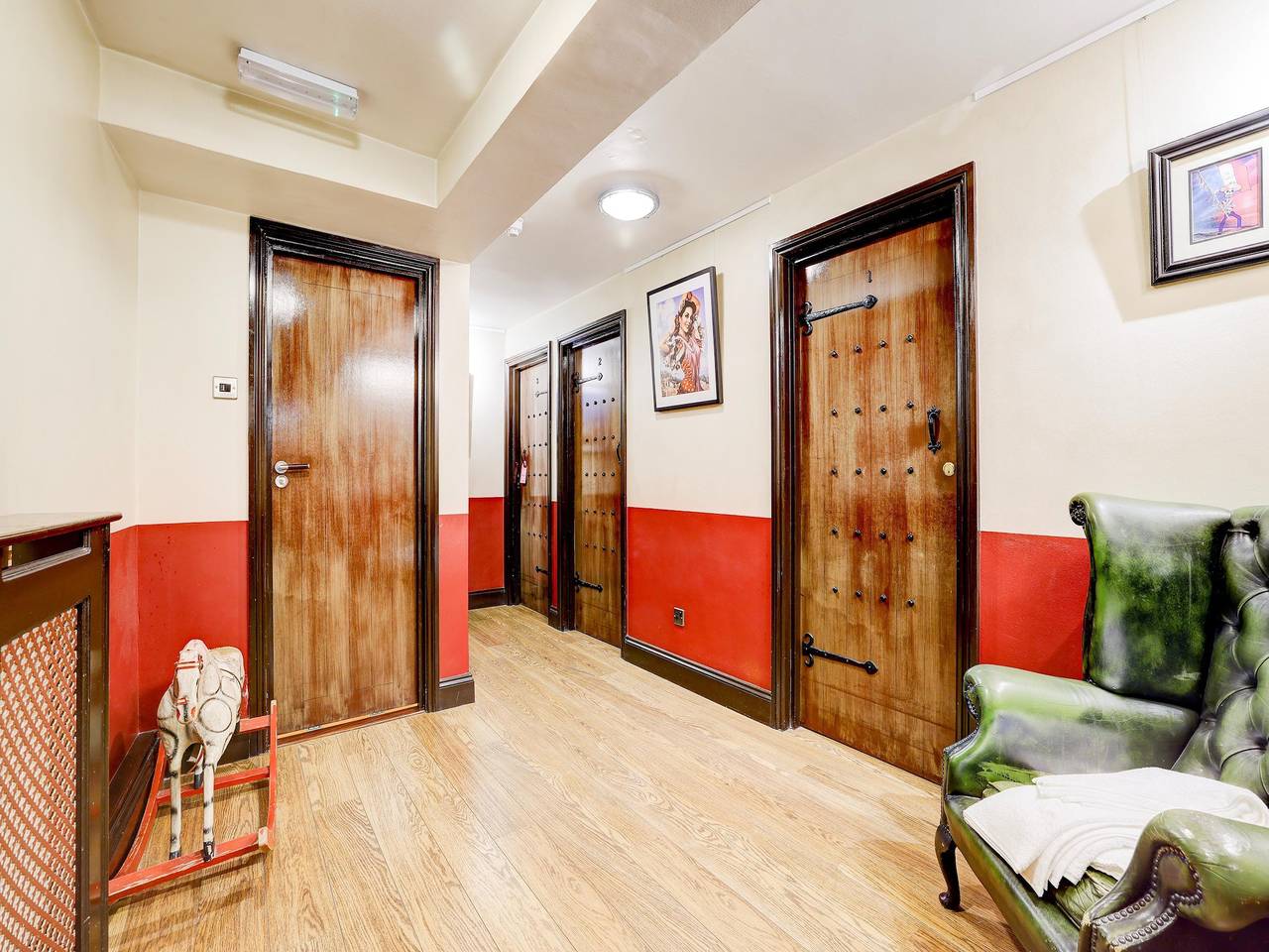 Entire apartment, Church Street Hotel by Belvilla near The Oval in Southwark, London