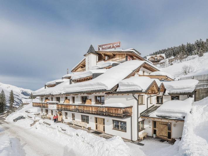 Apartmenthotel für 2 Personen, mit Terrasse und Whirlpool sowie Garten und Sauna in Hochfügen