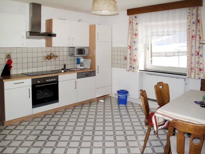 Ferienwohnung für 5 Personen, mit Terrasse und Garten in Nauders - 4