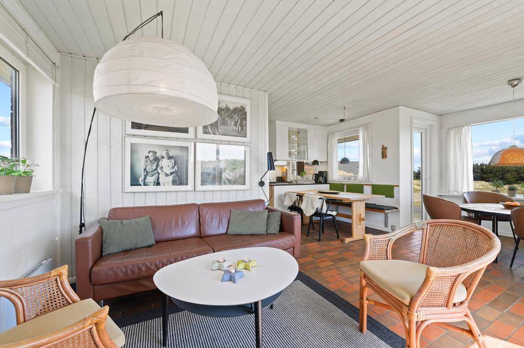 Charmantes Ferienhaus auf einem Dünengrundstück in Årgab, Holmsland Klit