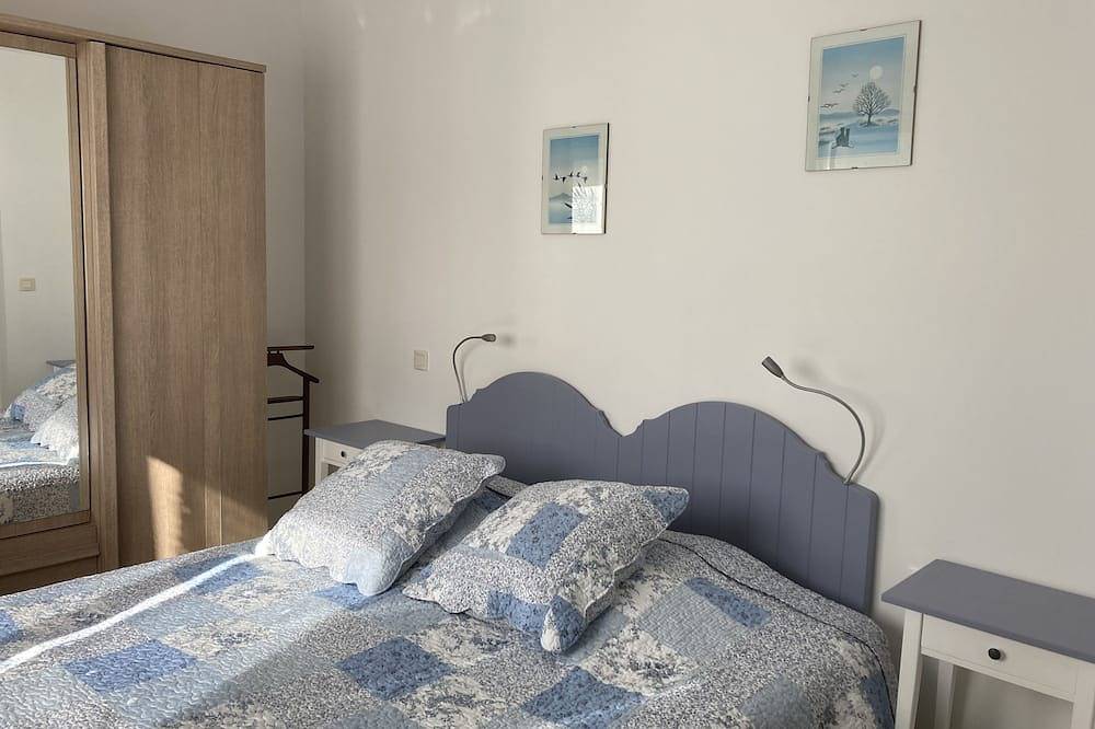 Appartement entier, Appartement  avec petite vue sur mer dans maison neuve in Saint-Pol-de-Léon, Ceinture Dorée