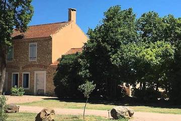 Gîte pour 8 personnes, avec terrasse à Salles-d'Aude